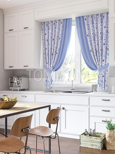 на кухне синие шторы в современном интерьере
