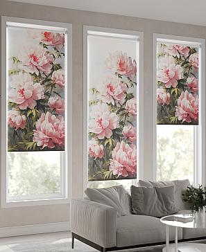 Рулонная штора.Пионы. ширина 68см.