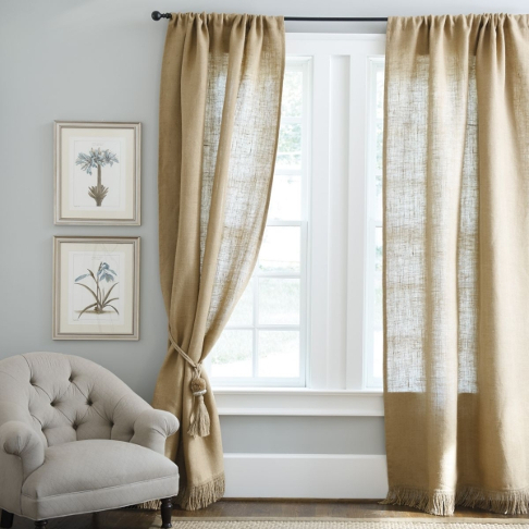 Чем и как правильно гладить шторы из различных тканей: советы и лайфхаки
